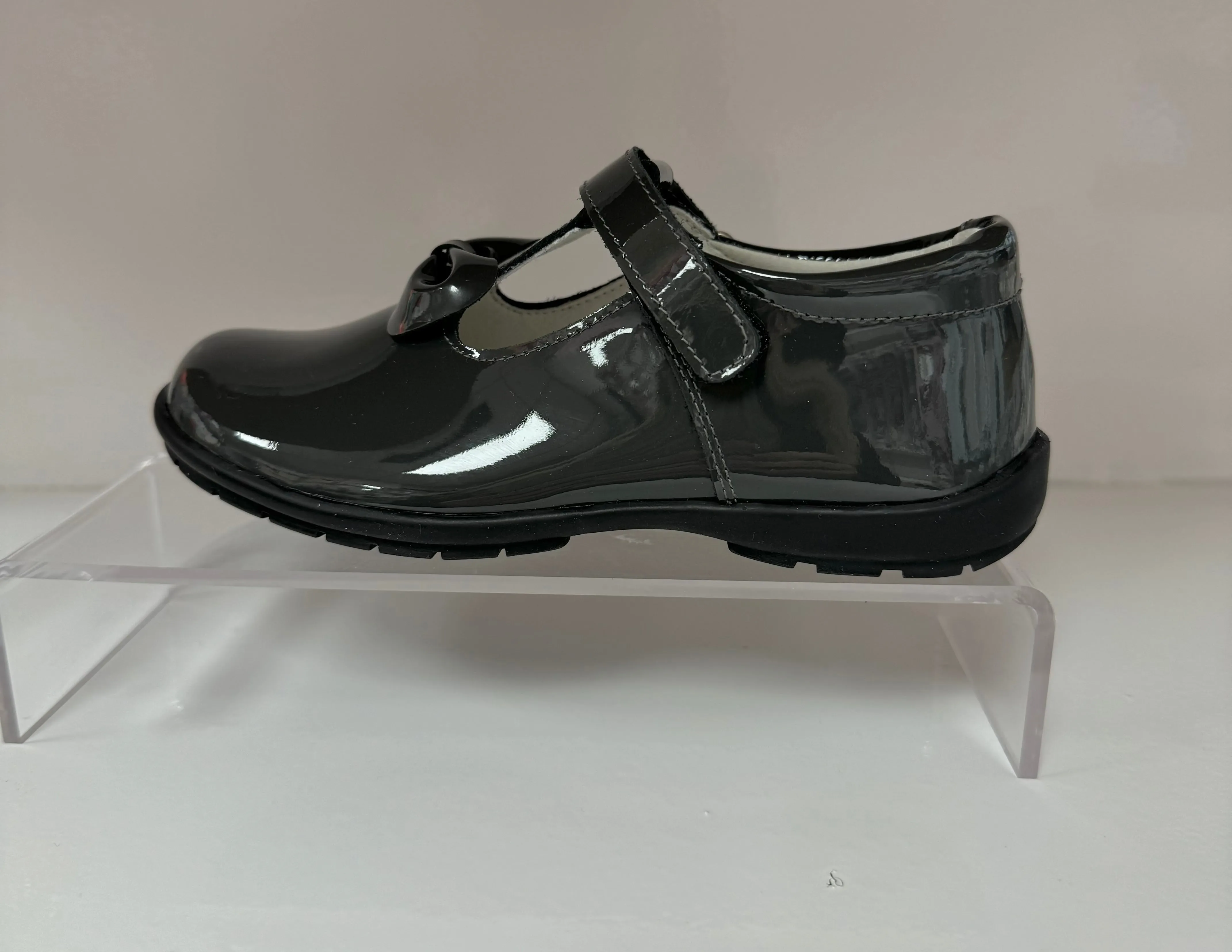 212593-10 Grey (Humo) Andanines Velcro Shoe