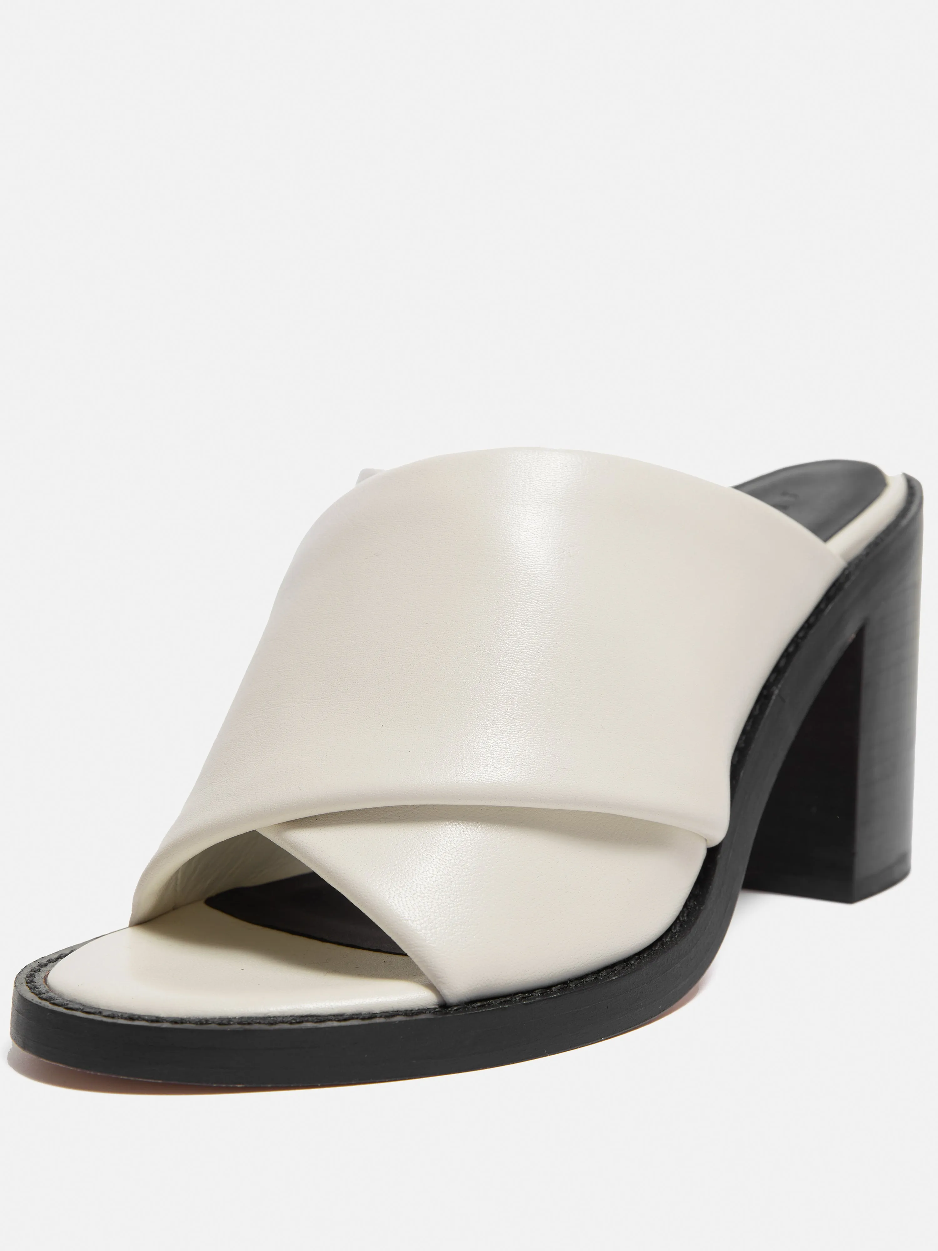 Duvile Padded Heel Sandal | White