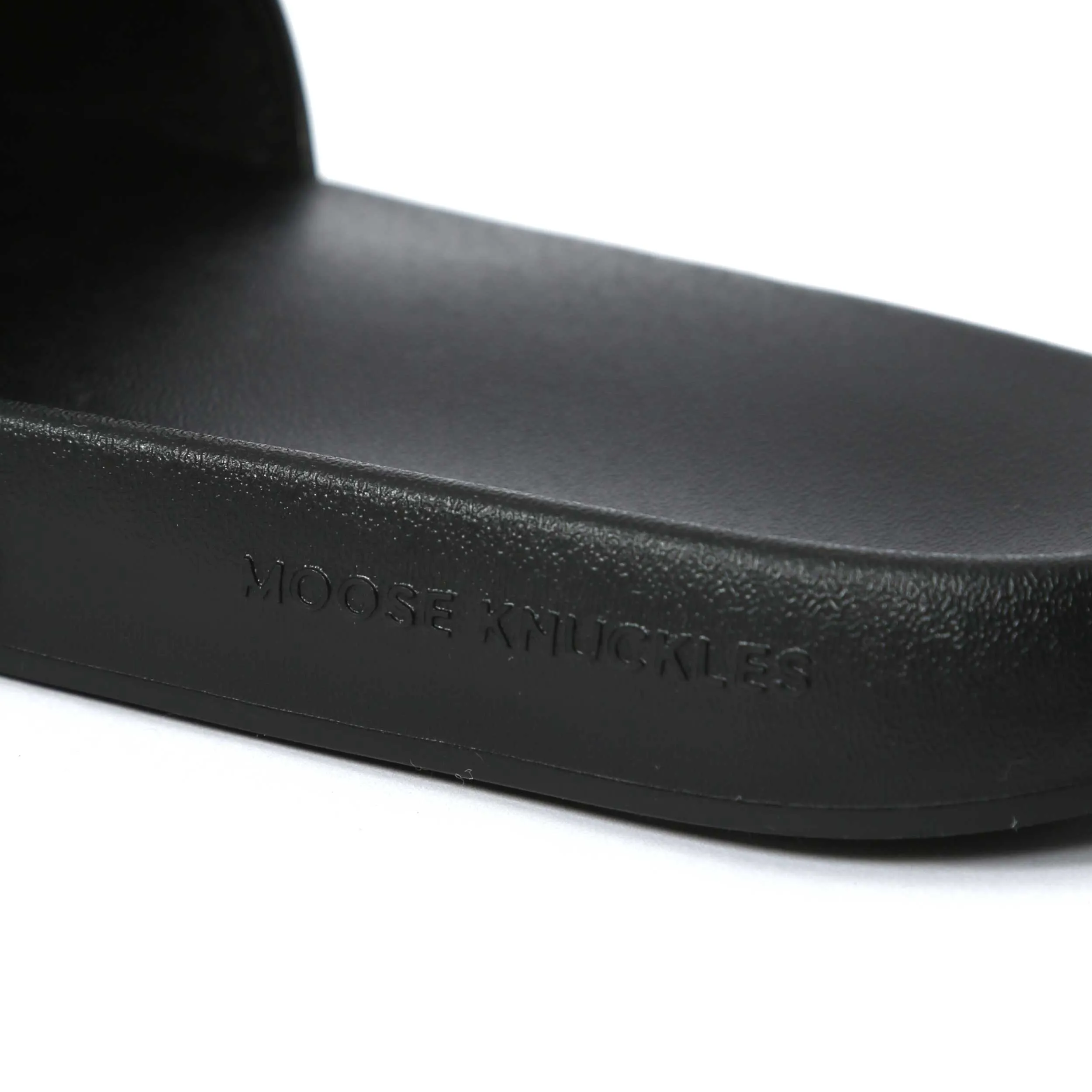 Moose Knuckles Logo Icon Sport Slide in Black