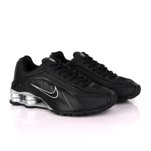 NK Shox R4 Black Silver Men's Trainers Running Shoes