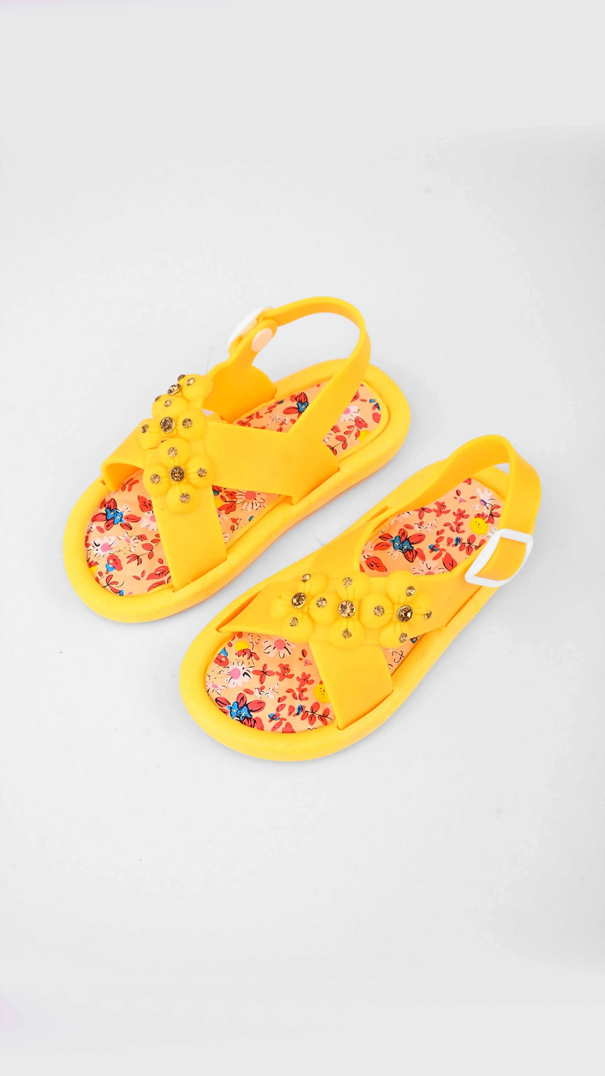 Seven Eleven Girl's Cross Over Style Comfort Sandals